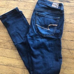 Size 4 American Eagle Skinny Jeans!